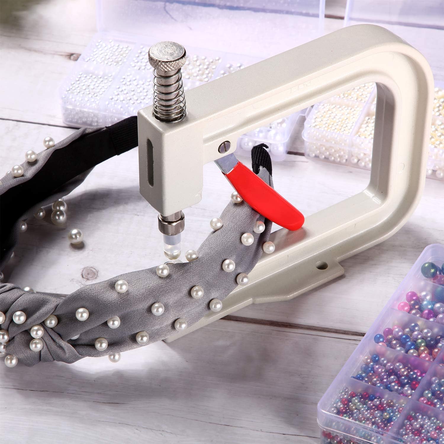 “Pearl Punching Machine – Manual Hand Press with Multiple Size Dies for Bead & Pearl Setting”